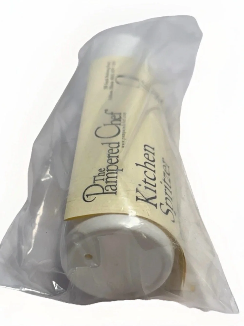 The Pampered Chef White and Cream Kitchen Spritzer
